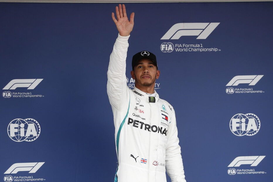 Lewis Hamilton conquista 80.ª 'pole' da carreira no GP do Japão de Fórmula 1