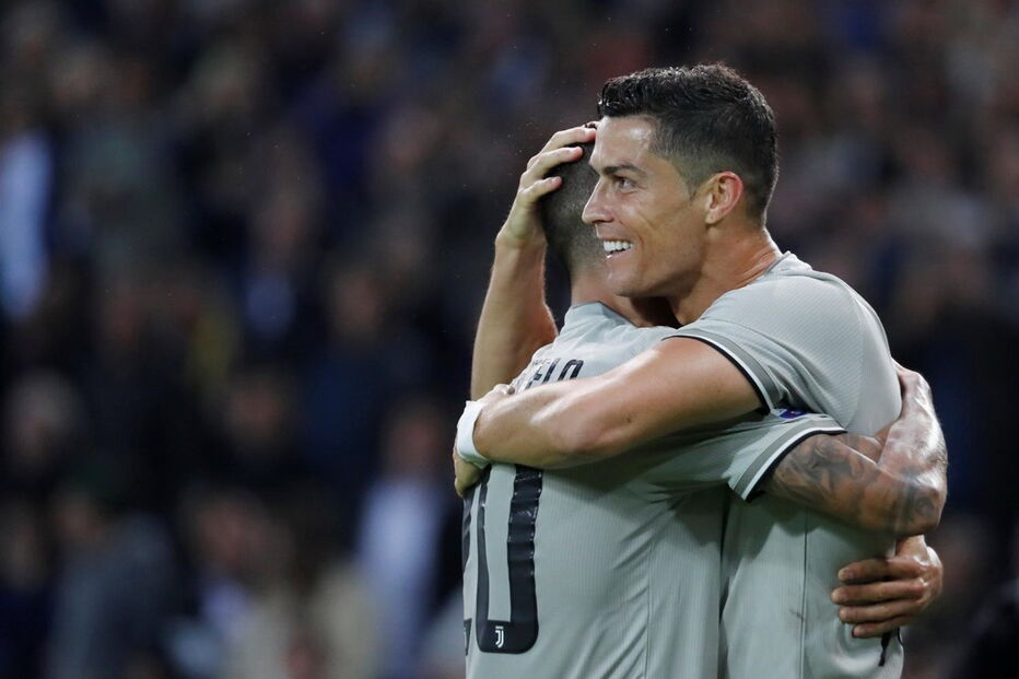 Ronaldo debaixo de fogo marca golo pela Juventus 