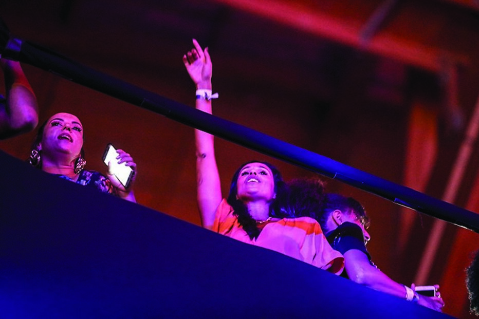 Rita Pereira diverte-se em festival 