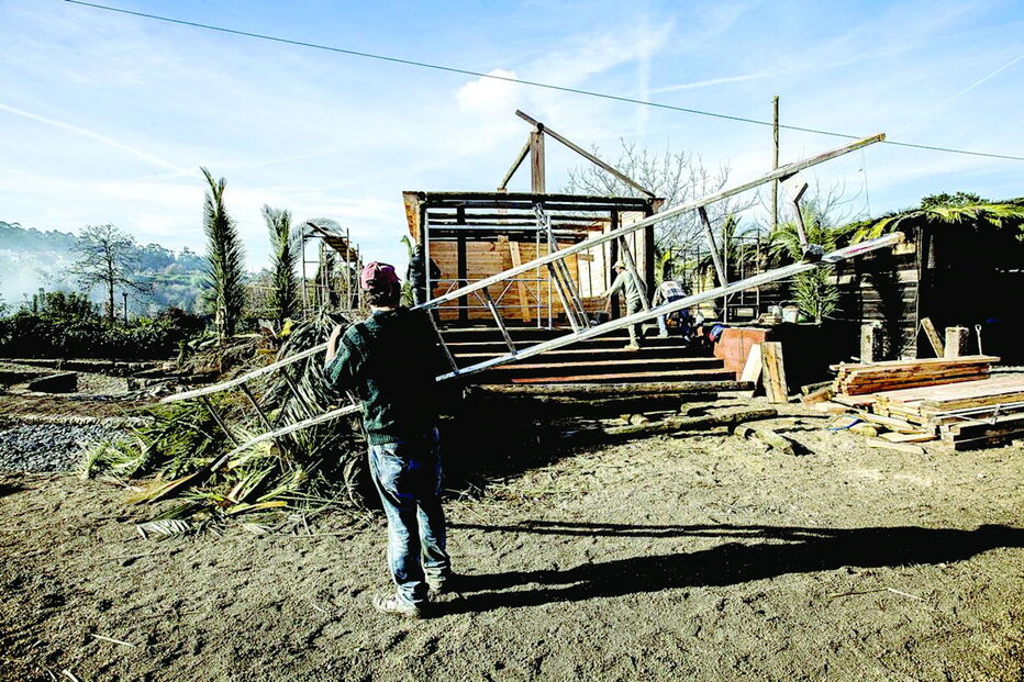Reclusos ajudam a fazer presépio vivo de Priscos