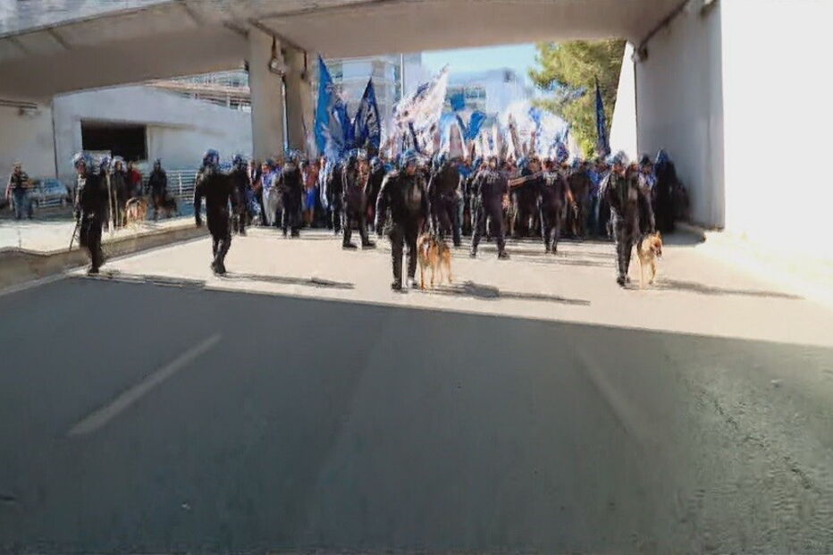 Três adeptos do FC Porto detidos por tráfico de droga antes do clássico