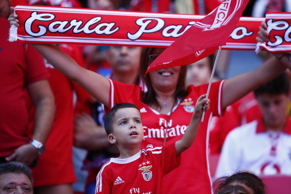 Adeptos do Benfica no Estádio da Luz