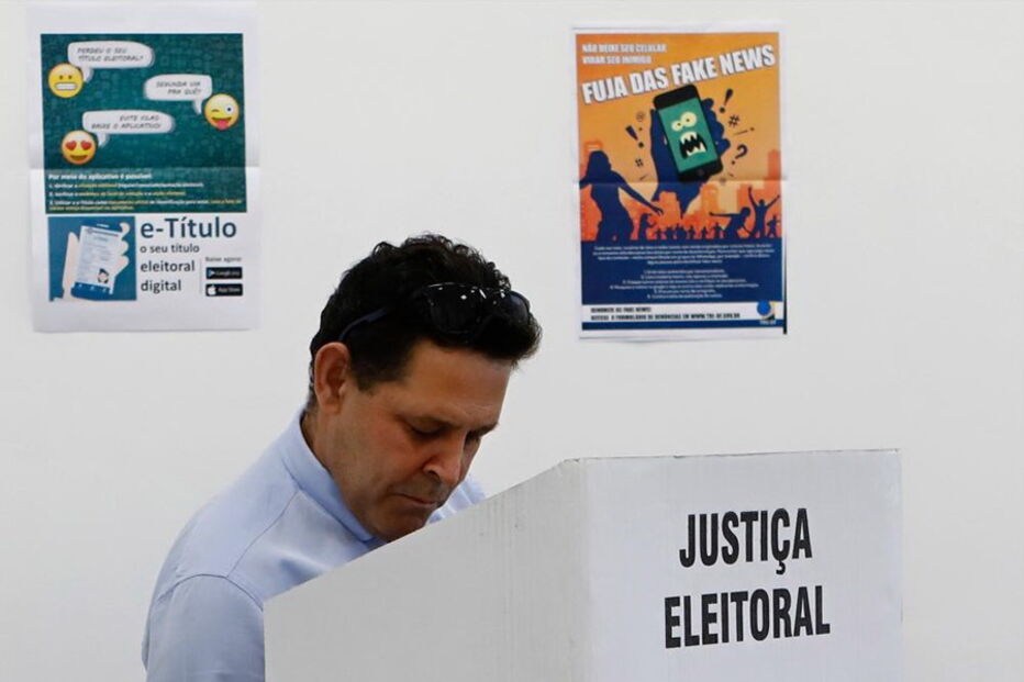 Milhares de brasileiros foram às urnas para escolher o novo presidente 