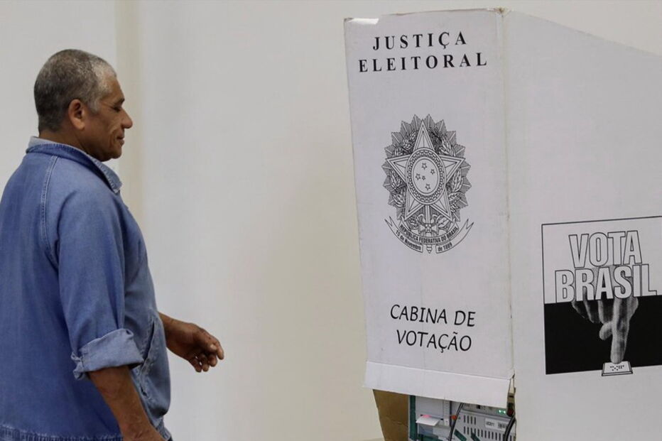 Milhares de brasileiros foram às urnas para escolher o novo presidente 