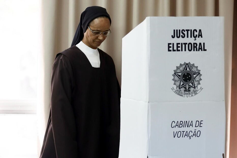 Milhares de brasileiros foram às urnas para escolher o novo presidente 