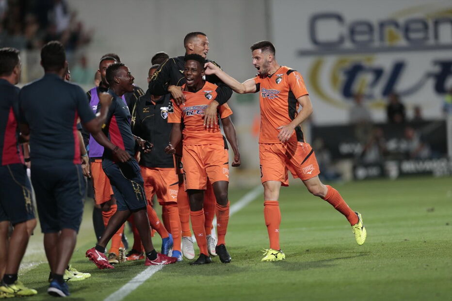 Algarvios deixam leões ainda mais atrasado na Liga