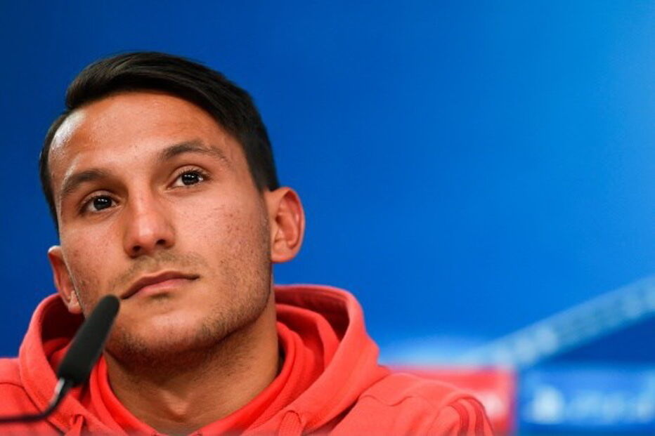 O médio João Carvalho