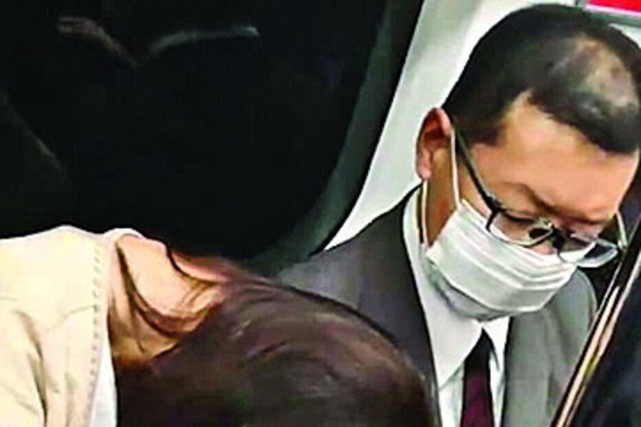 Homem bate em passageira que lhe adormeceu no ombro