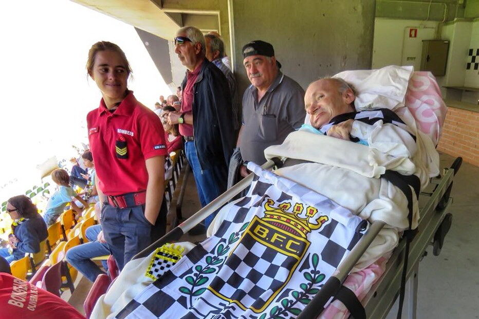 Adepto acamado cumpre sonho de ver Boavista a jogar no Bessa