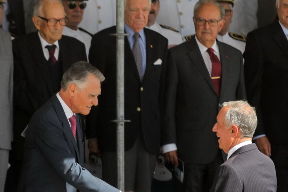 Esquadrilha de Helicópteros da Marinha condecorada pelo Presidente da República