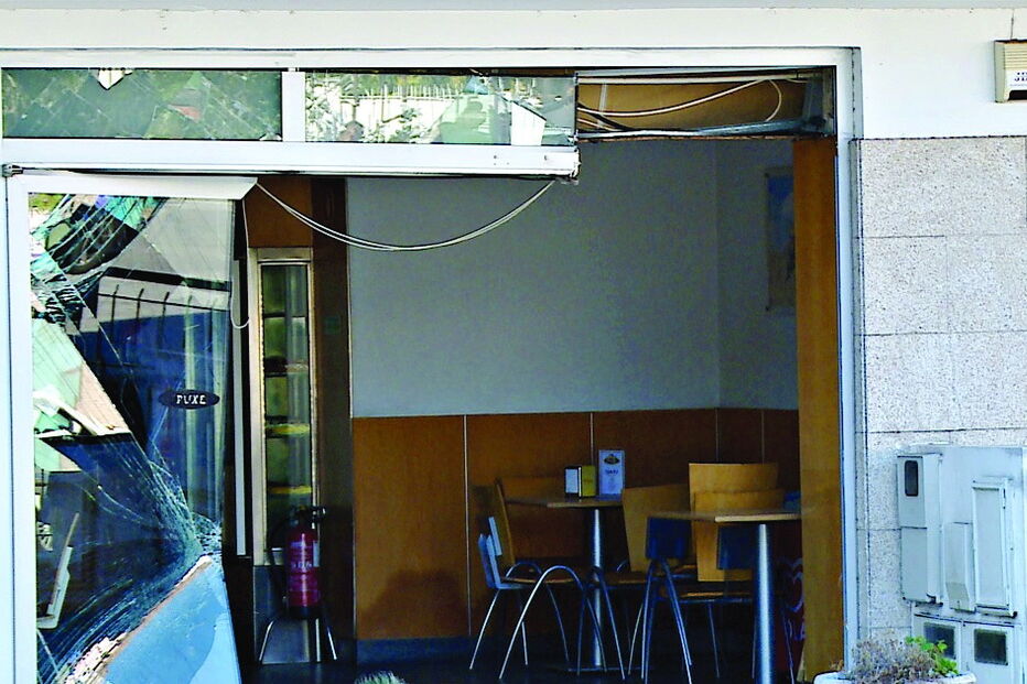 Estragos ainda visíveis no café Charly, em Ribeirão 