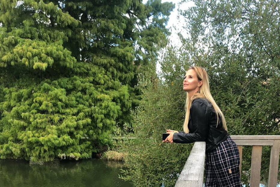 Cristina Ferreira dorme numa cabana em férias em Bordéus