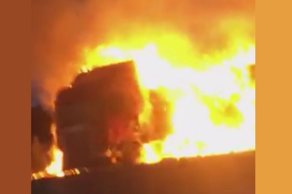 Camião arde na A2