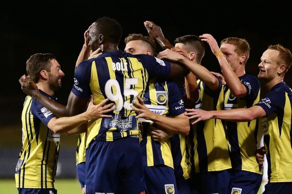 Usain Bolt celebra golos marcados por clube australiano