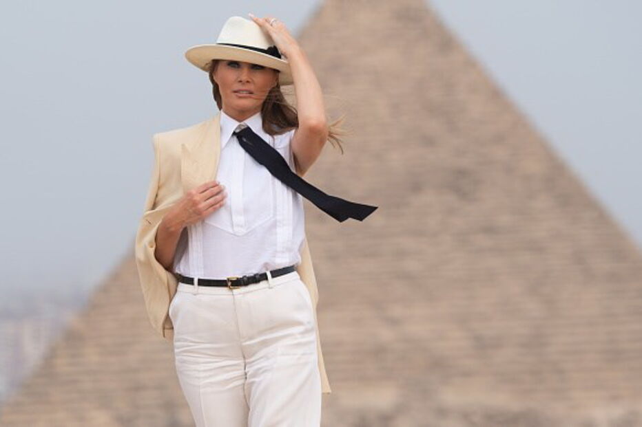 Melania em viagem no Egito