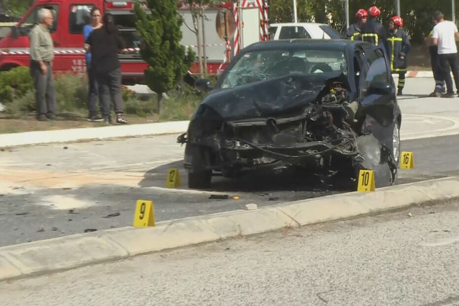 Violenta colisão frontal faz um morto e dois feridos em Viseu