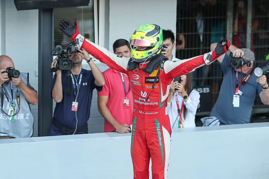 Filho de Michael Schumacher, sagra-se campeão europeu de Fórmula 3