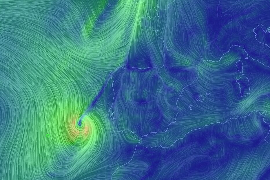 Furacão Leslie quase a chegar ao Continente