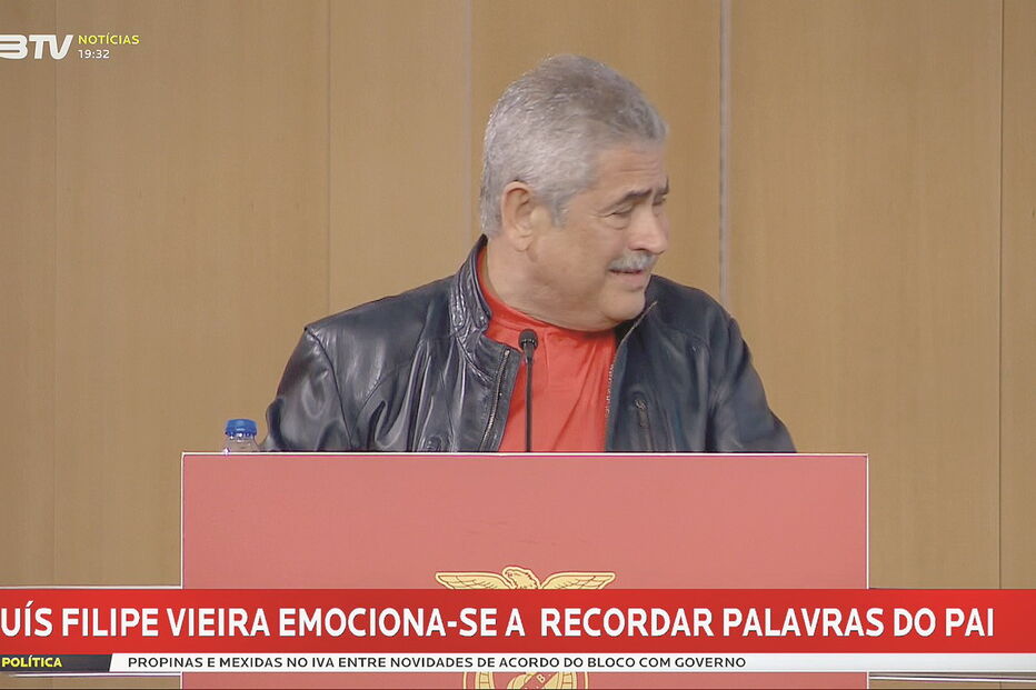 Vieira chora ao lembrar pai e pede Champions 