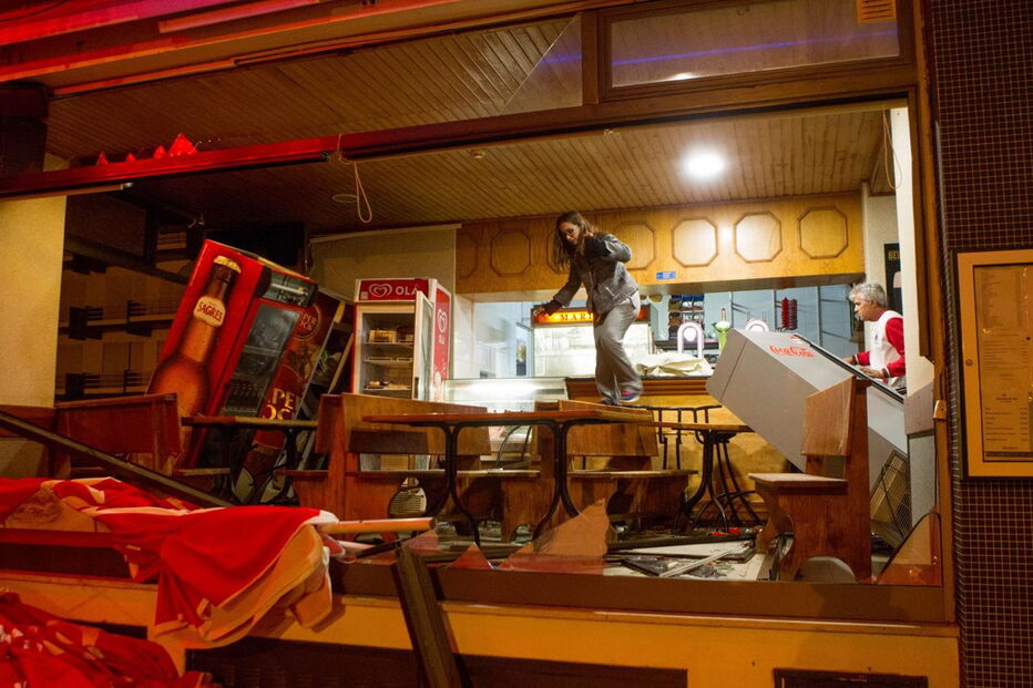 Café destruído pelo Leslie na Figueira da Foz