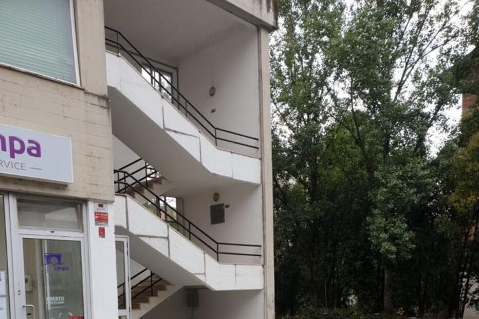 Estádios de Coimbra sofrem estragos pela passagem do Leslie