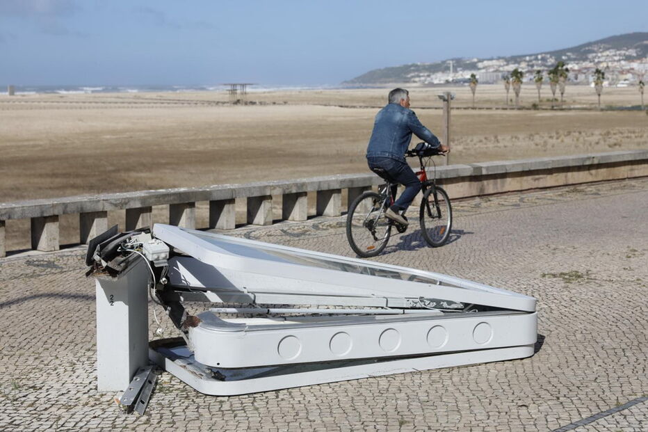 Figueira da Foz arrasada à passagem do furacão Leslie