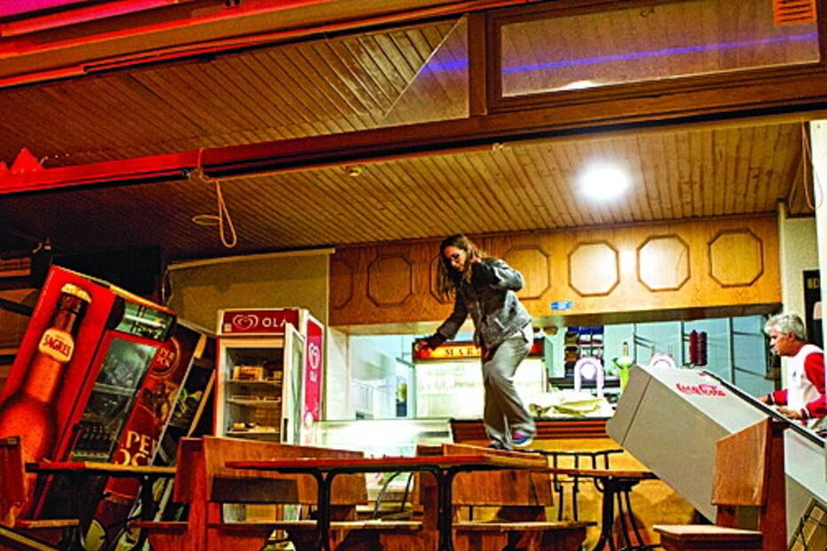 Danos avultados em dezenas de espaçoS