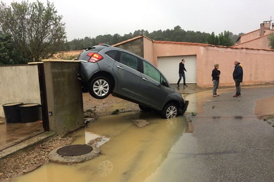 Inundações causam pelo menos três mortos em França