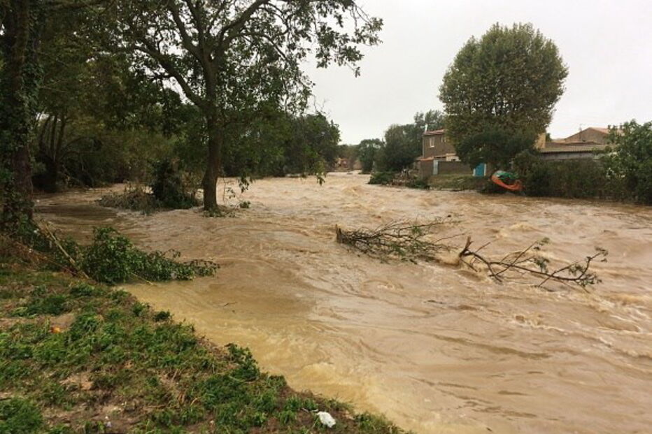 Inundações causam pelo menos três mortos em França