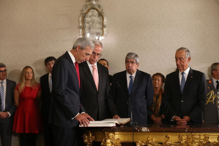 João Gomes Cravinho tomou posse como ministro da Defesa