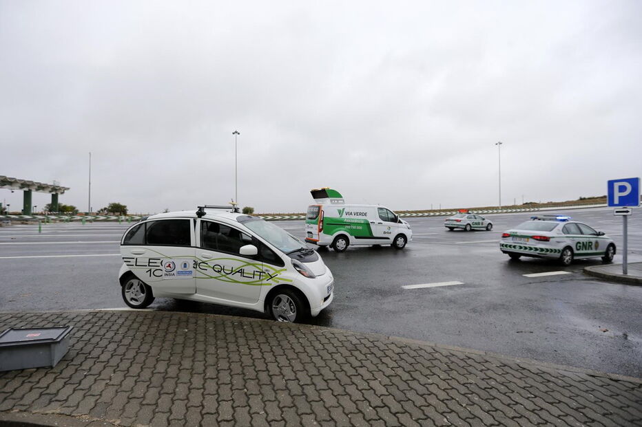 Primeiros carros autónomos em testes na CREL