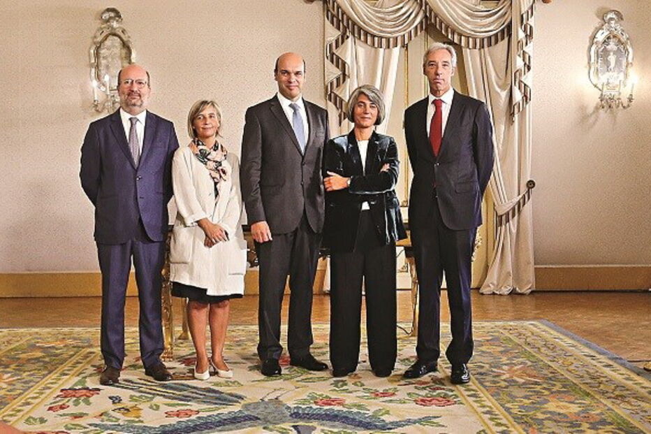 Os novos ministros: Matos Fernandes (Ambiente e Transição Energética), Marta Temido (Saúde), Siza Vieira (Adjunto e Economia), Graça Fonseca (Cultura) e Gomes Cravinho (Defesa) 