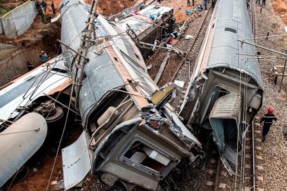 Seis mortos e 86 feridos em descarrilamento de comboio em Marrocos
