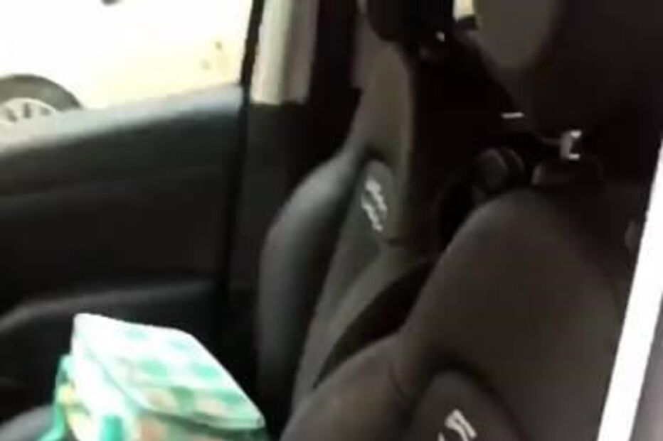 Sofia Ribeiro mostra fotos do carro assaltado