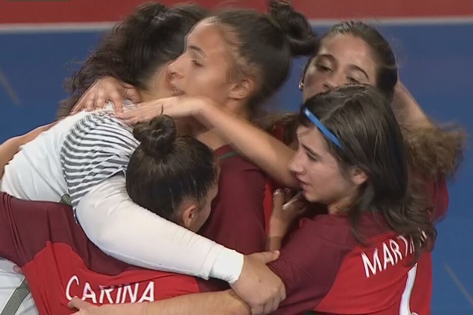 Festejos do terceiro golo de Portugal