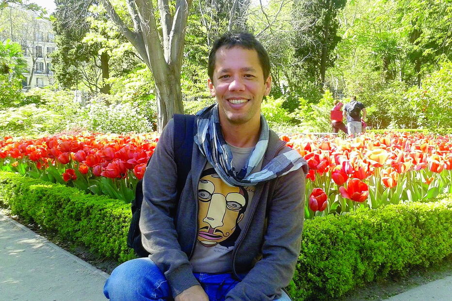 Itamar Vieira ganhou o prémio Leya