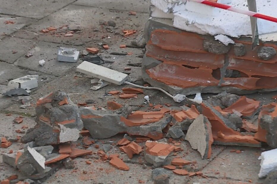 Explosão em prédio de Vila Nova de Gaia danifica paredes e uma viatura 