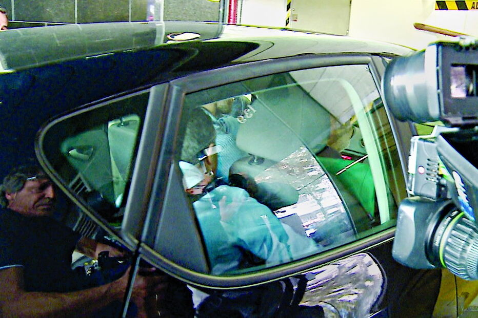 Arguidos  à chegada, ontem, ao Tribunal de Instrução Criminal do Porto 