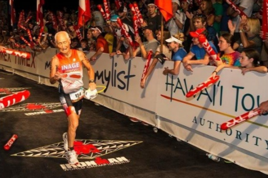 Homem completa Campeonato Mundial de Ironman aos 85 anos