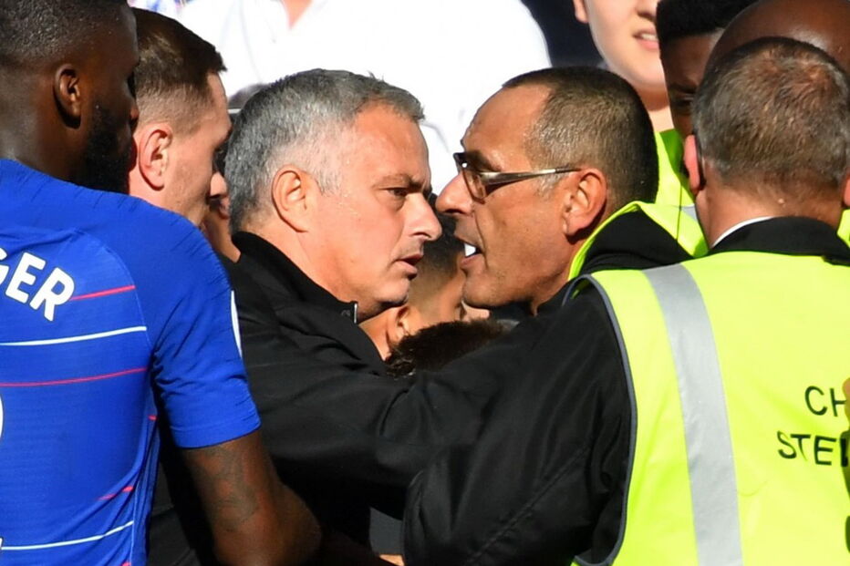 Mourinho envolve-se em confusão após jogo entre o Chelsea e o Manchester United