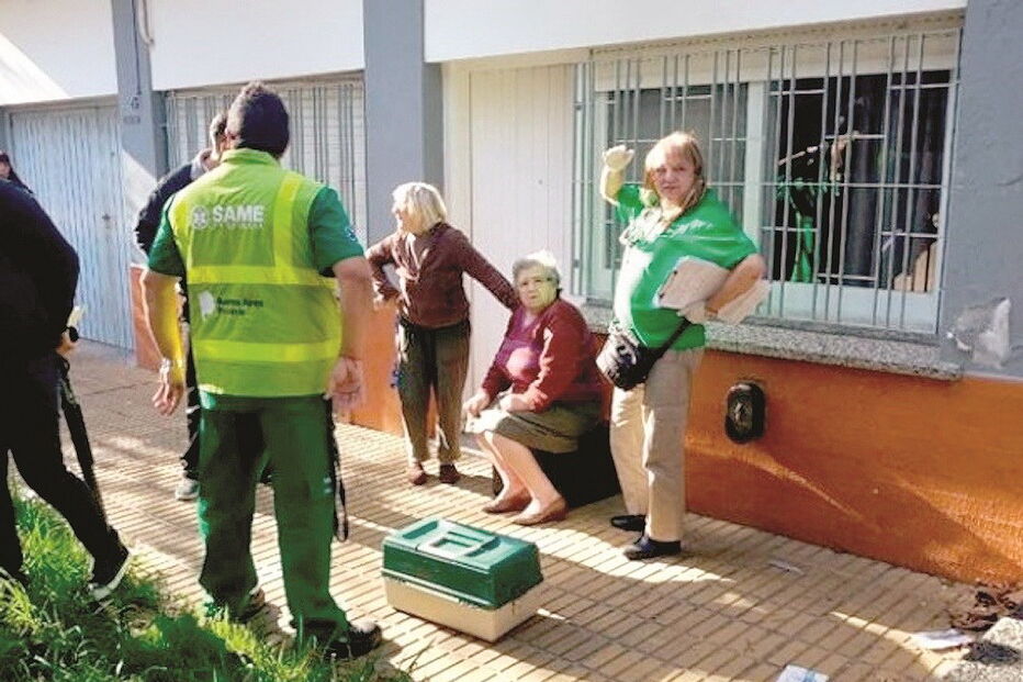 Vizinhos do casal, em Avellanede, na Argentina, ficaram chocados 