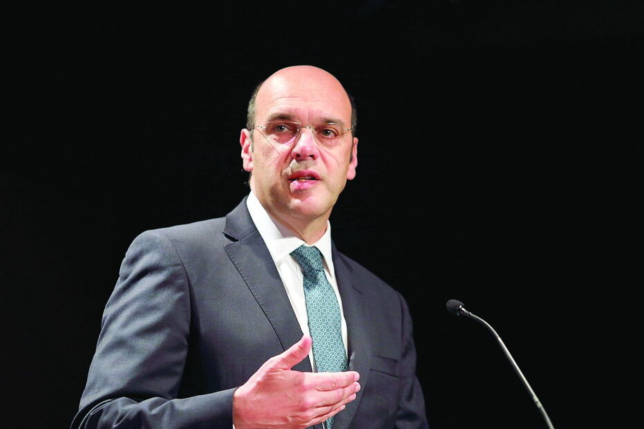 Siza Vieira diz que o grupo de trabalho “já cessou” atividade