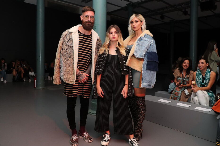 Raúl Meireles com a mulher Ivone e a filha Lara