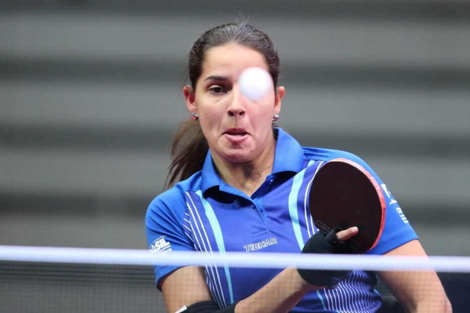 Cátia Oliveira é atleta paralímpica de ténis de mesa