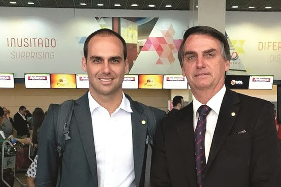 Eduardo Bolsonaro é um dos principais porta-vozes da campanha do pai   