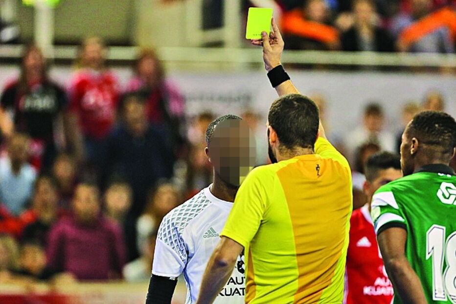 Árbitros de futsal foram agredidos por adeptos 