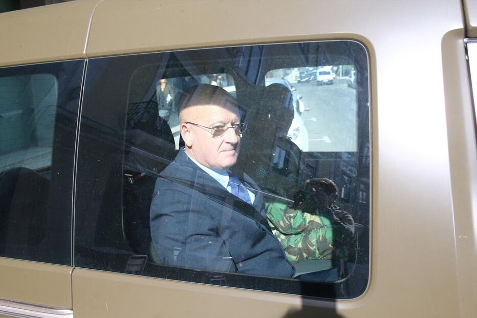 O ex diretor da Policia Judiciária Militar, coronel Luís Vieira, à chegada do DCIAP	