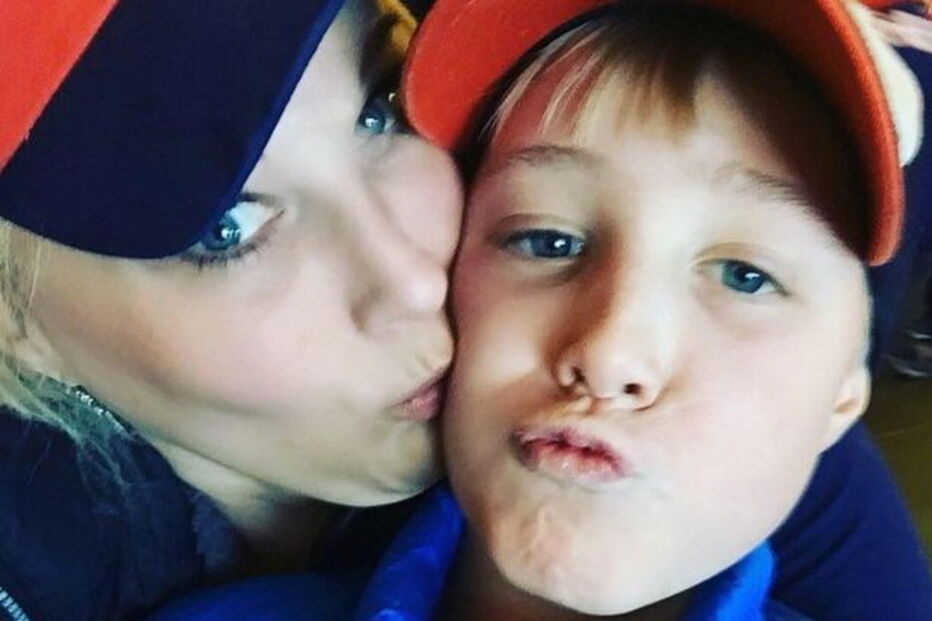 Menino de 11 anos morre a realizar desafio do Youtube que incentiva jovens a sufocar-se