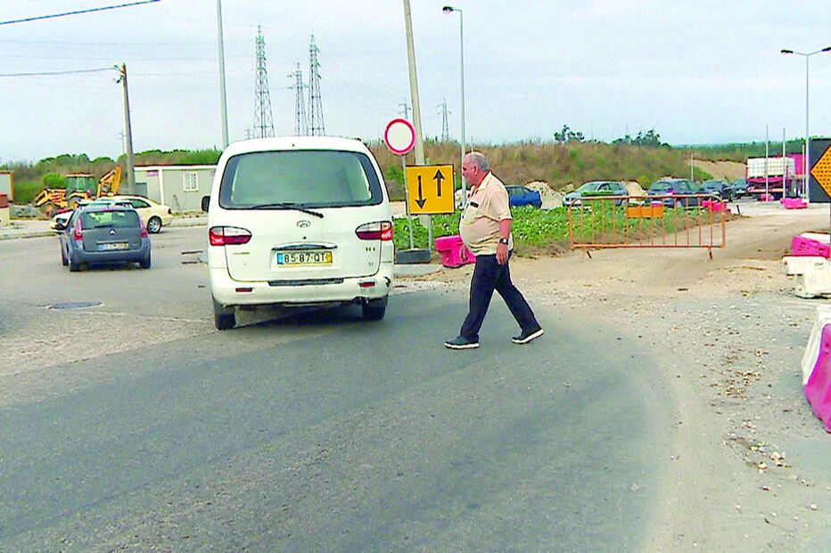 Obra parada na EN109 causa revolta em Aveiro