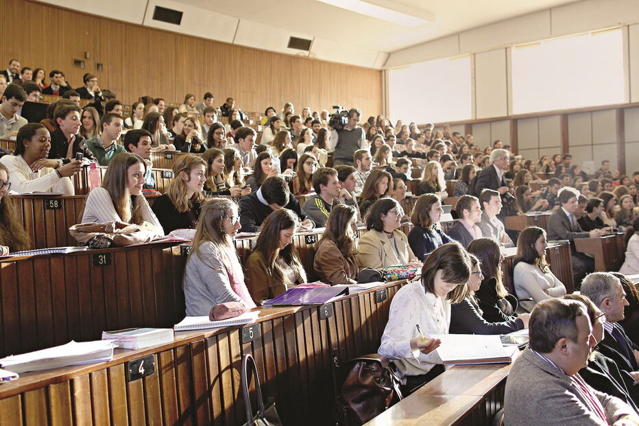 Plano apresentado em maio prevê mais 1500 camas em residências mas ainda é preciso requalificar edifícios 
